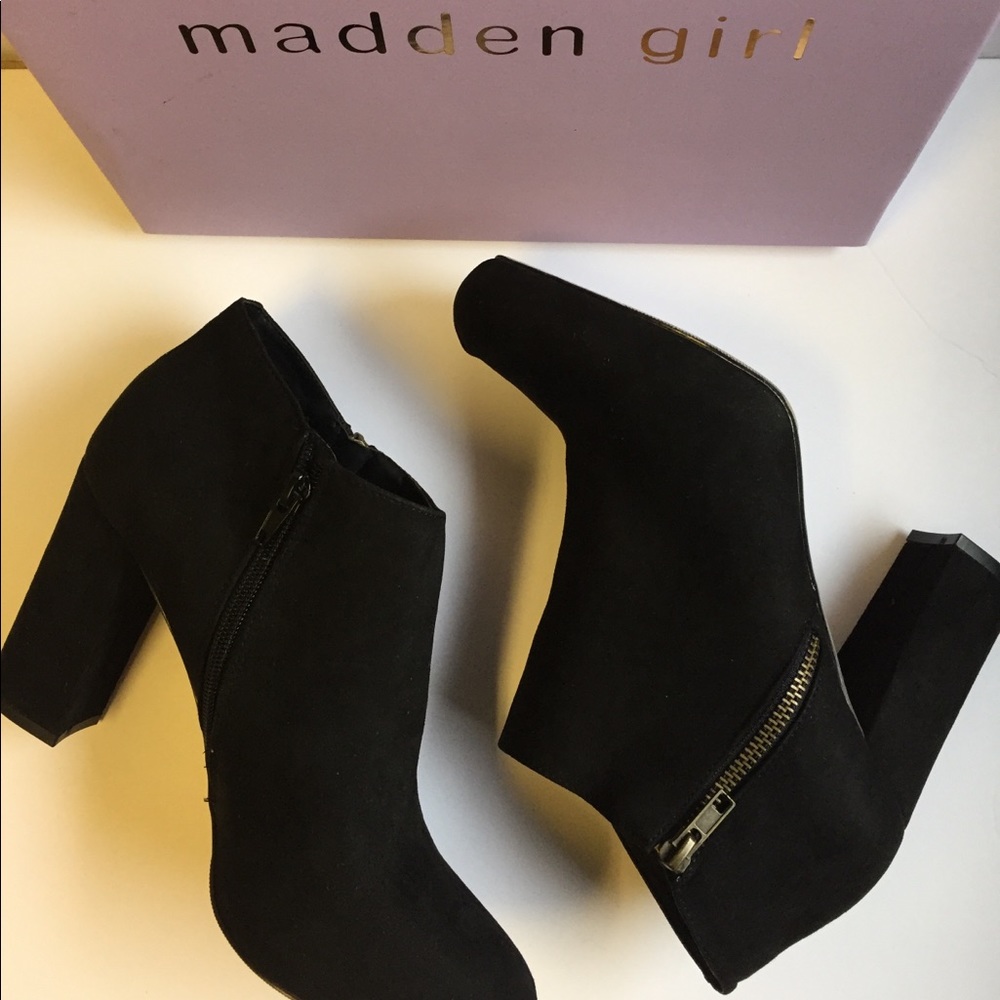 STEVE MADDEN Faux Suede Bootie